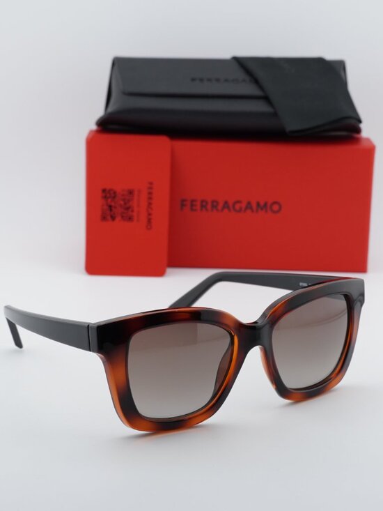 Salvatore Ferragamo SF955S 214 Square Sunglasses - Havana / Brown